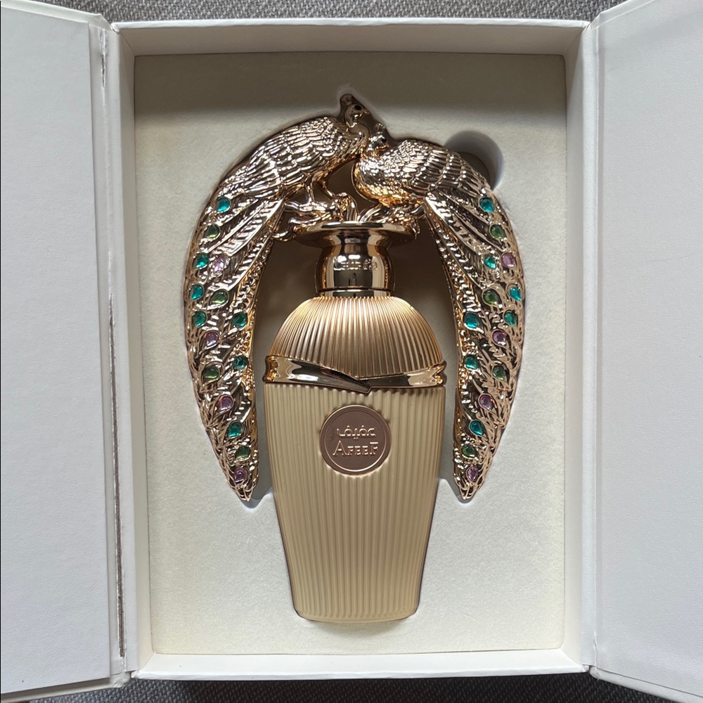 Lattafa Afeef perfume new in box peacock bottle